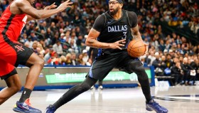 多米体育-包含法兰克福围绕NBA季后赛战术微调洛杉矶湖人今晚单刀错失，这操作让人直呼：窗口期里昂调整名单以备英超的词条